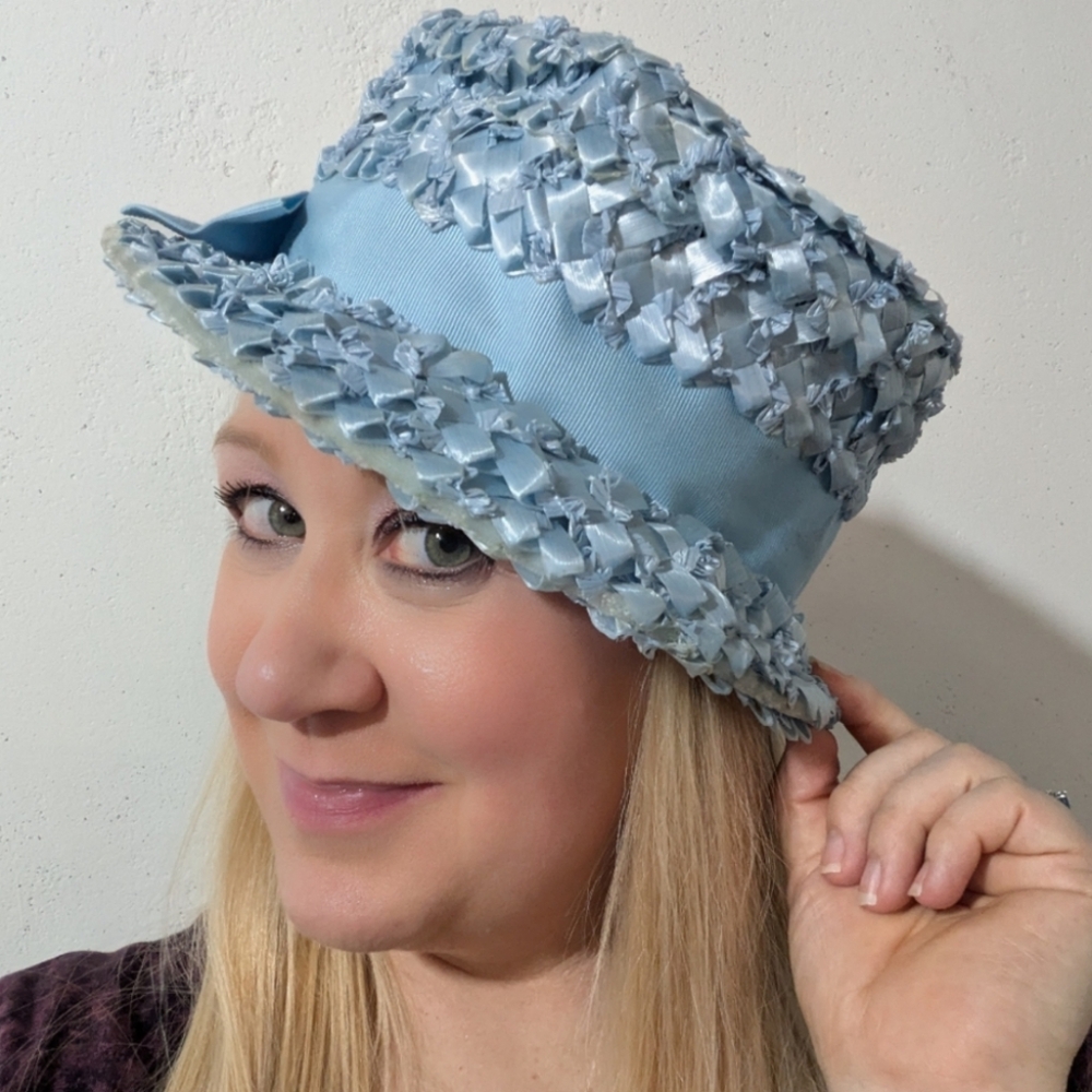 Vintage Light Blue Hat With Bow